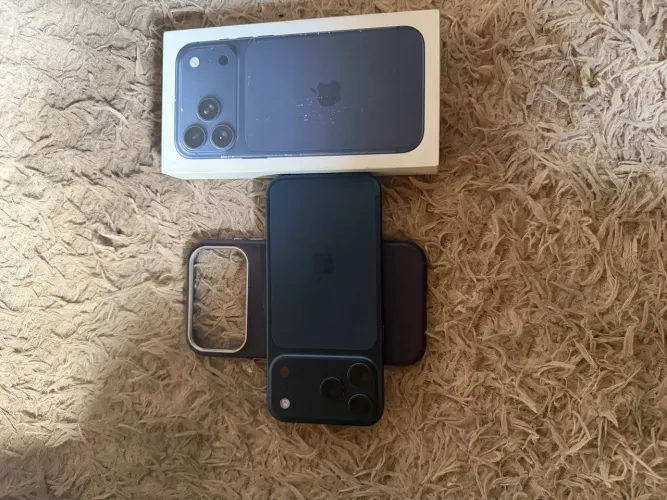 Vendo iPhone 17 pro Max 