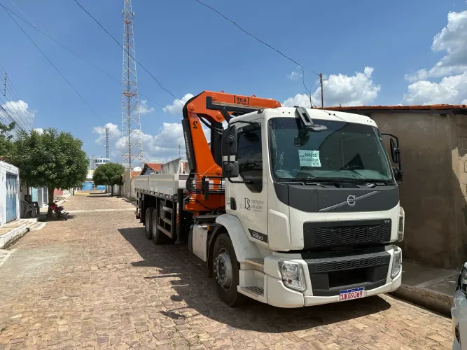 Locação de Caminhão Munck 45T