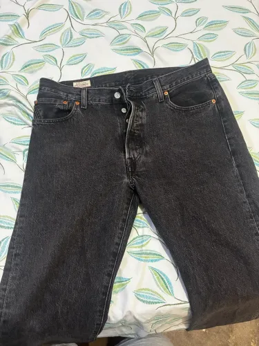 Calça jeans levis cinza 501 premium tamanho 44