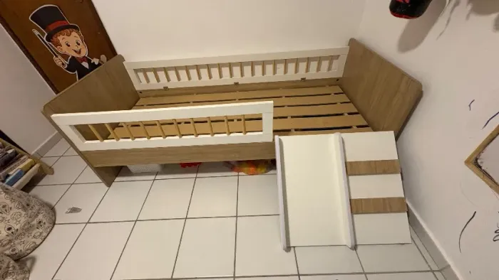 Cama Infantil com Escada e Escorregador