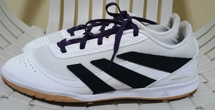 Tênis futsal Adidas predator club original com amortecimento 