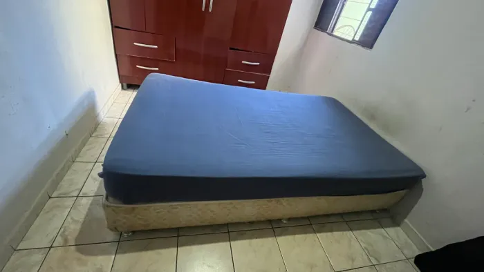 Cama Bom meio casal