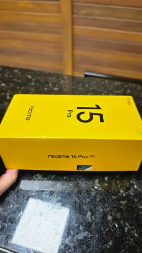 Vendo celular novo. Na cx. Nunca usado. Marca REALME. 3.300,00. Completo. bateria 7000mAh 