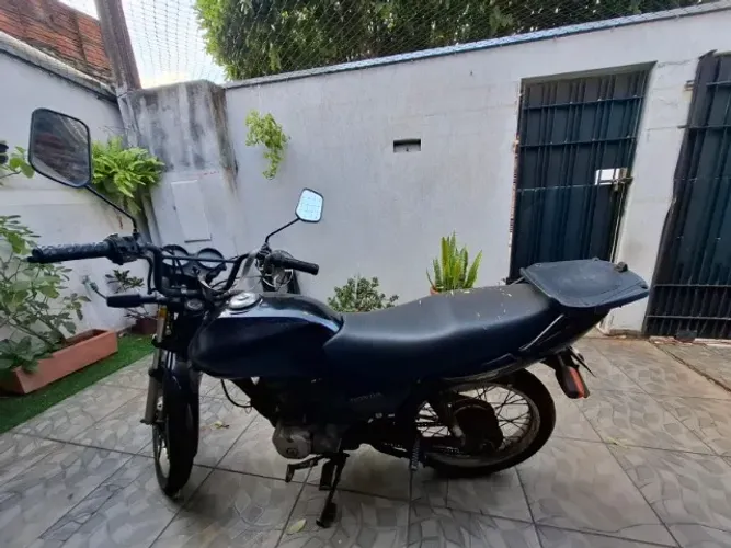 Honda CG 125 Titan KS 2003 - 2º dono - motor original - pneu traseiro novo
