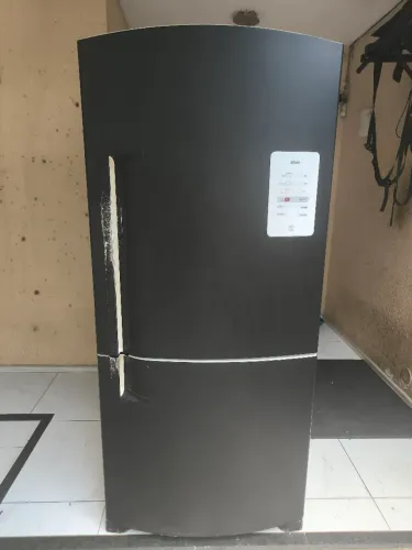 Geladeira Brastemp Frost Free BRE80AB Inverse 540L Preta