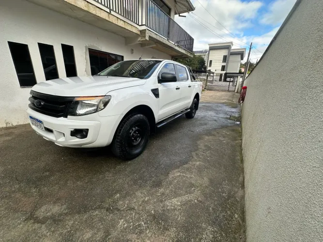 Ford Ranger XL 2.2 4X4 CD Diesel Mec. 2013