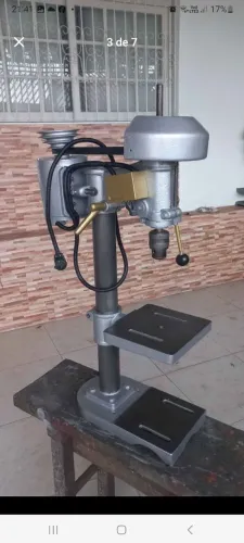 Furadeira industrial 
