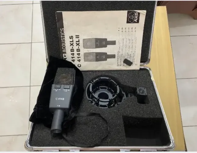 Microfone AKG C 414B - XLS