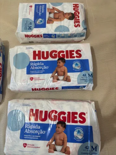 FRALDA HUGGIES M