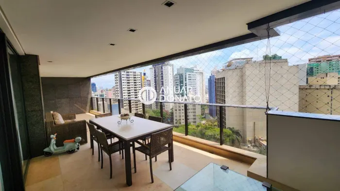 Funcionários - Apartamento 4 quartos à venda na Anuar Donato