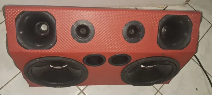 Caixa muito boa zerada