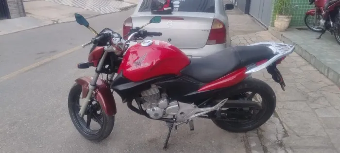 Vendo ou troco por carro