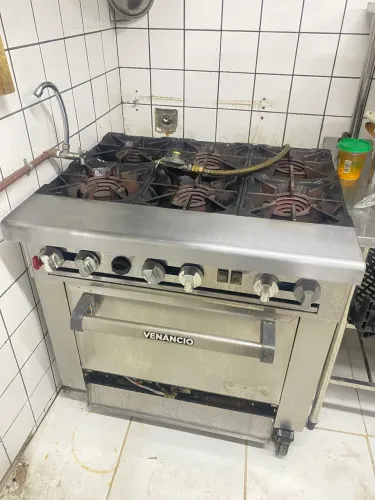 Fogão Professional Venâncio Gênesis
