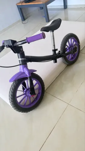 BICICLETA EQUILÍBRIO - EXCELENTE ESTADO