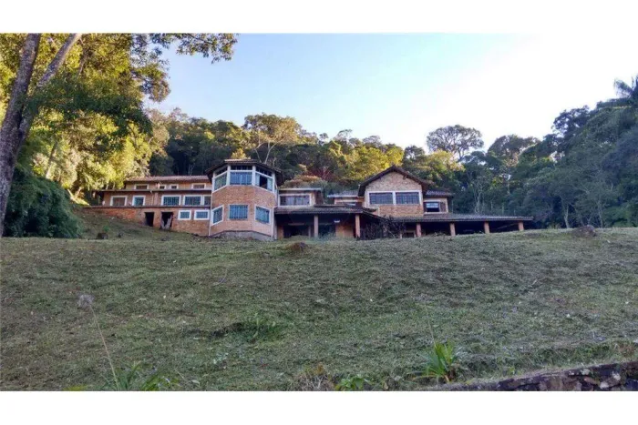 RE/MAX VENDE SÍTIO 16,9 HECTARES EM ANDRADAS MG DO LADO DO PICO DO GAVIÃO