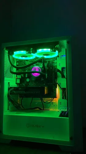 PC Gamer Completo Ryzen 5 + RTX 5060 + Monitor 180Hz