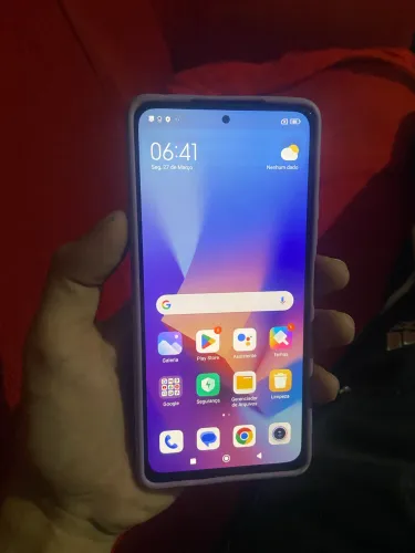 Vendo Redmi note 10pro tem um leve burning na tela e trincado tampa traseira