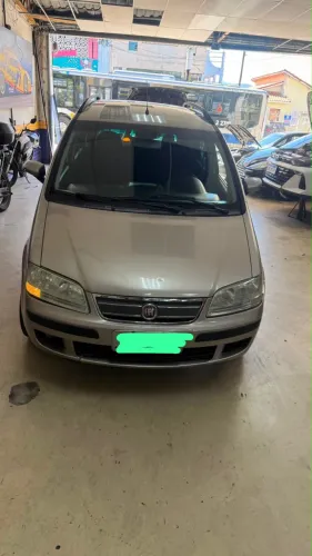 Fiat Idea ELX 1.4 MPI Fire Flex 8V 5P 2010
