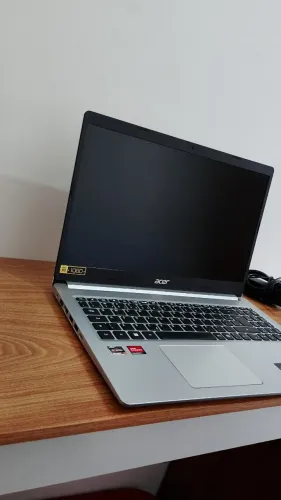 Notebook Acer aspire 5 rysen 7 semi-novo 