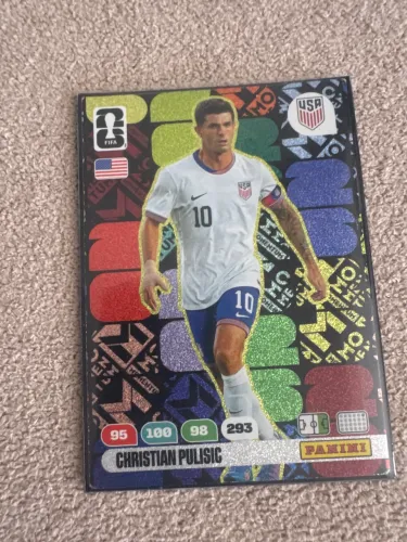 Carta utra rara panini existe 100 no mundo