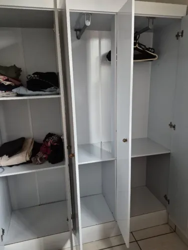 Guarda Roupas 5 portas