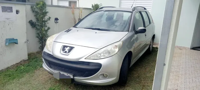 Peugeot 207 SW XR Sport 1.4 Flex 8V 5P 2010