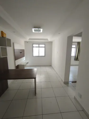 Alugo Apartamento, Sala, Cozinha, Área de Serviço, Copa, Dois Quartos e dois banheiros