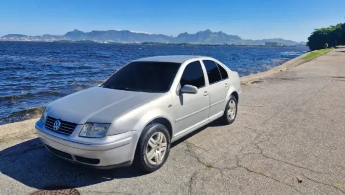 Volkswagen Bora 2.0/ 2.0 Flex 8V Mec. 2007