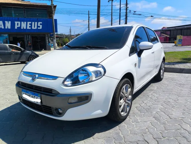 Fiat Punto Attractive Italia 1.4 F.flex 8V 5P 2013