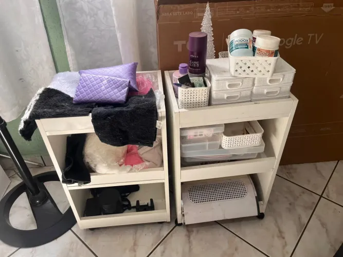 Kit de materiais para salão venda somente a vista 200 reais tudo