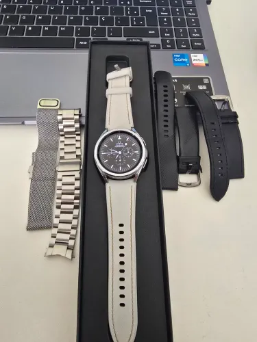 Galaxy Watch 6 Classic 43mm LTE prata
