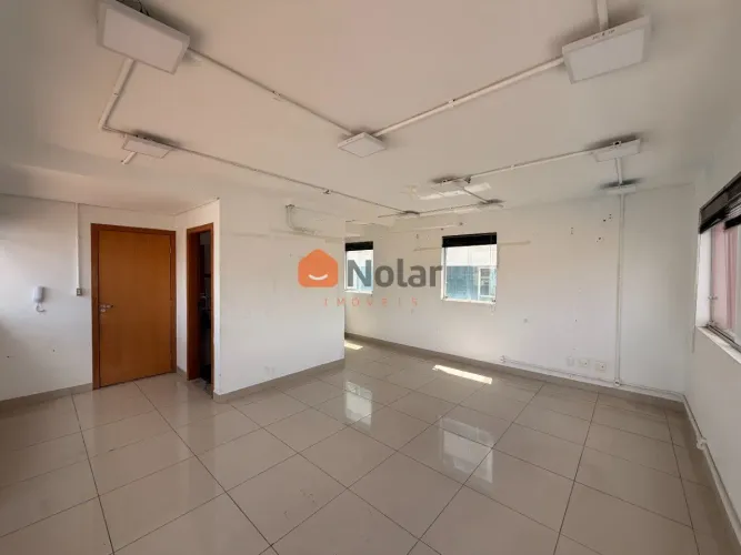 Sala comercial para aluguel com elevador no bairro Sagrada Família - BH/MG