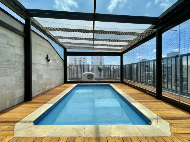 Imóvel para venda possui 280 metros quadrados com 3 quartos em Vila Romana - São Paulo - S