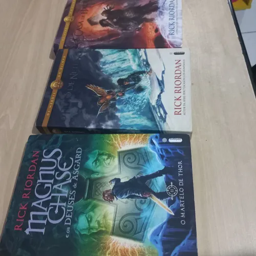 Livros Rick Riordan