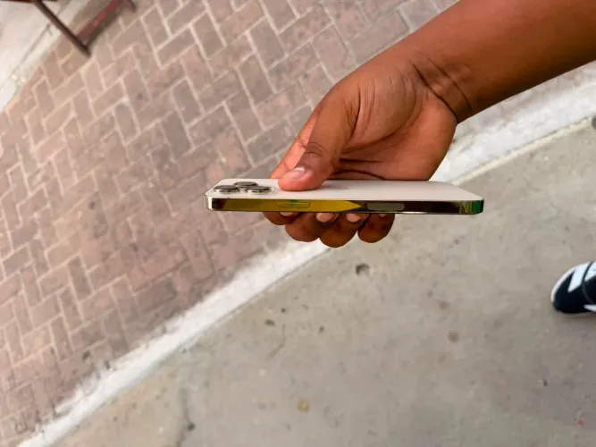 iPhone 13 Pro Max 256gb gold todo original