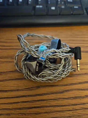 Fone in ear Jadeaudio JH5