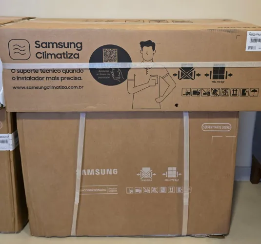 Ar-condicionado Samsung 12 mil btus Wind free