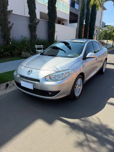 Renault Fluence Sed. Dynamique 2.0 16V Flex Mec. 2011