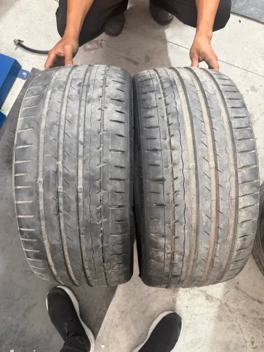 Pneu 225/30 aro 20