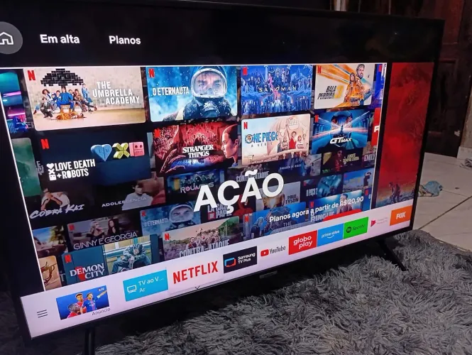 Tv Samsung smart 49 funcionando perfeitamente nem um defeito 4k 49