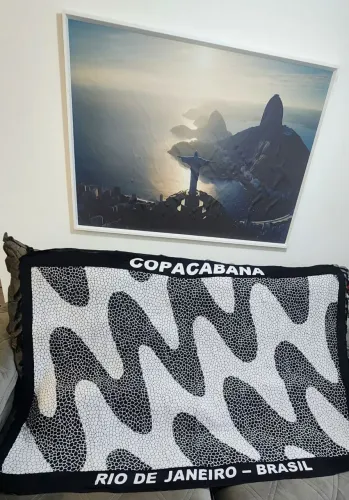 Kit Bolsa com necessaire e canga de praia Copacabana 