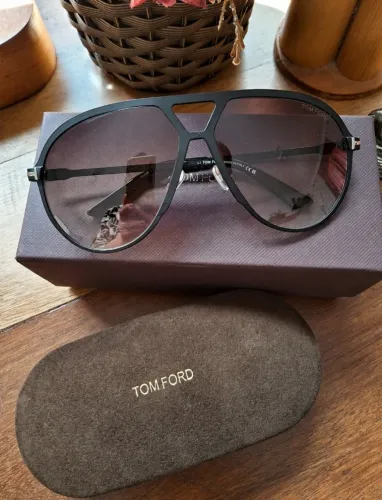 Oculos Tom Ford Xavier 1060