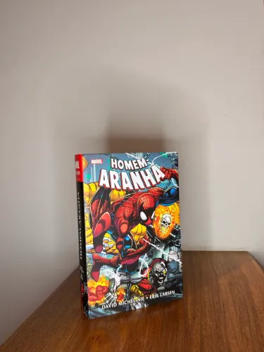 Omnibus Homem Aranha David Micheline e Erik Larsen