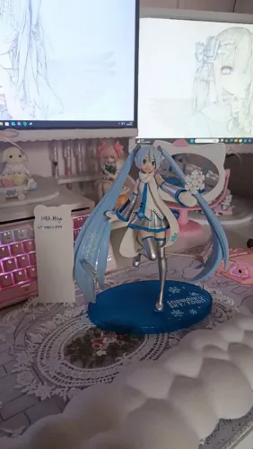 Figure SEGA Luminasta Hatsune Miku Snow Miku, original