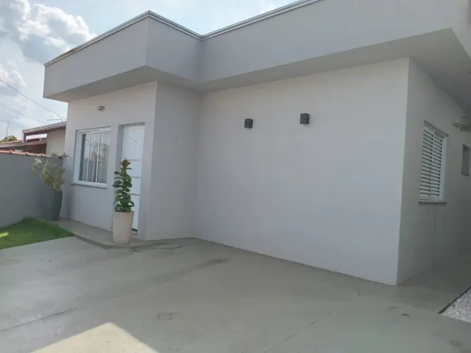 Casa para Venda em Paulínia, Parque Bom Retiro, 2 dormitórios, 1 suíte, 2 banheiros, 2 vag