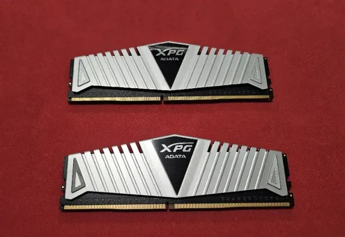 Kit Memória DDR4 16GB (2x8GB) 2666MHz XPG CL19