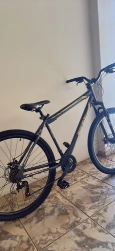 Bicicleta nova