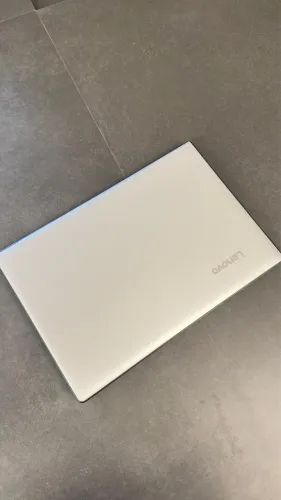 Notebook Lenovo