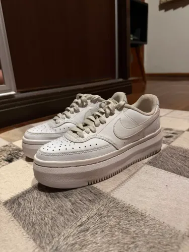 Tênis Nike court vision alta feminino 35