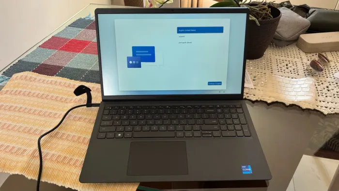 Dell Inspiron 15 Touchscreen i7 (13a Ger) 8GB 256GB SSD (Novo)